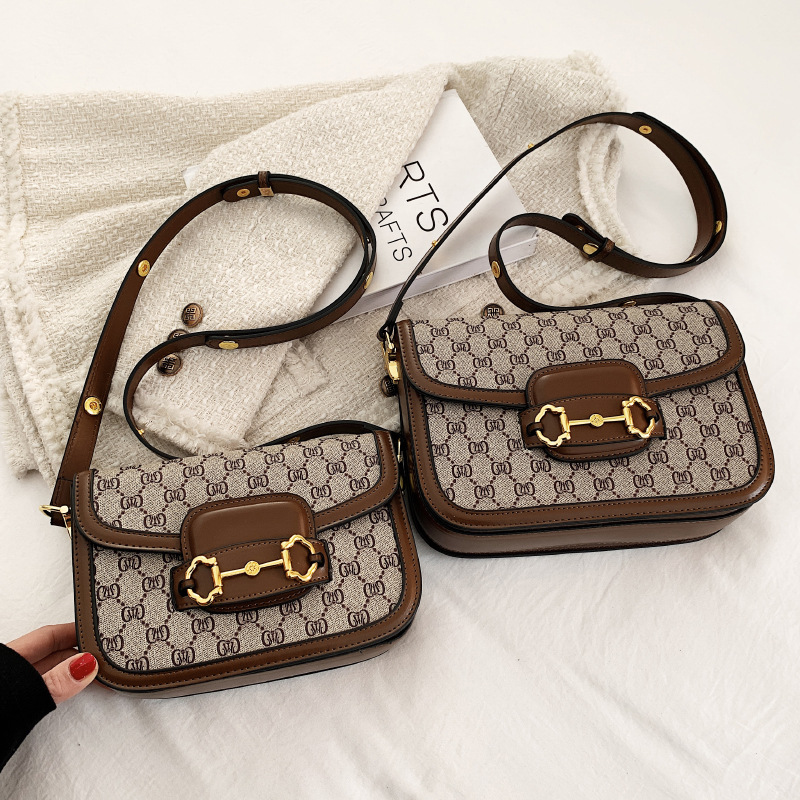 Vintage Fashion In Paris - Ladies Genuine Leather Saddle Bag Classic