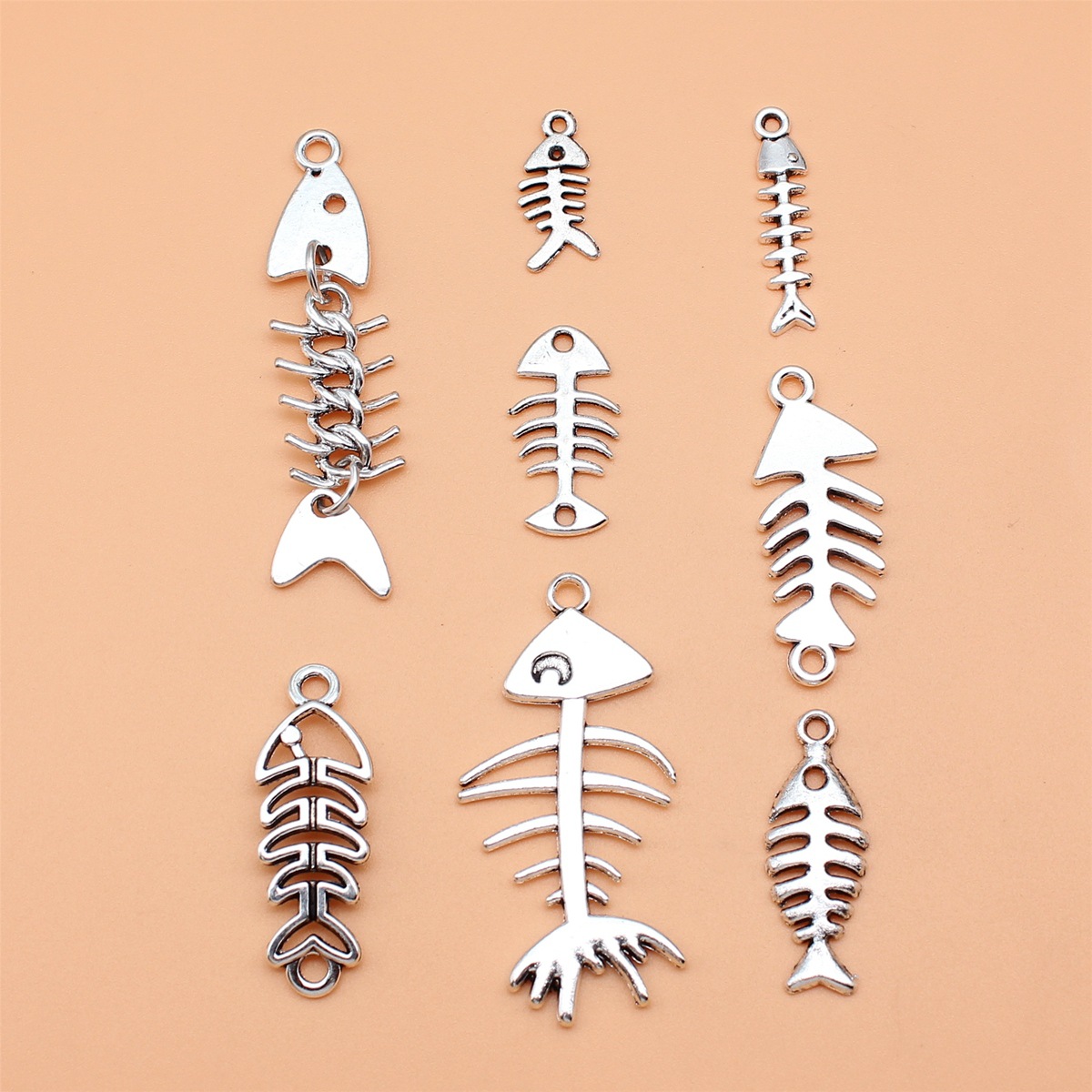 Vintage Fashion Collection - 8pcs Antique Silver Color Fish Bones