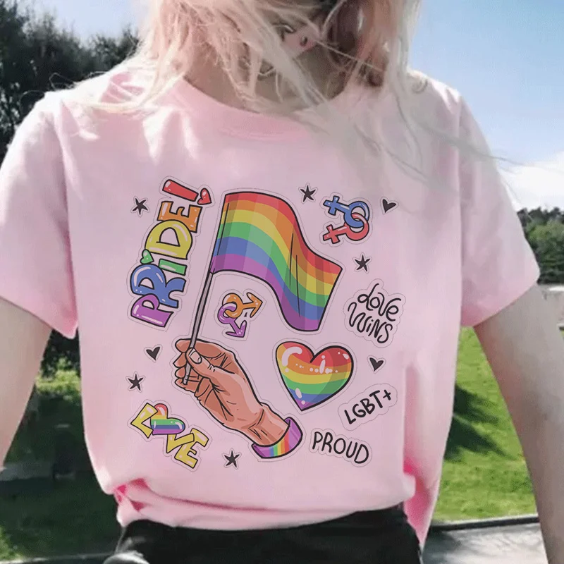 LGBT Aesthetic Women's T-shirt - огляд і ціна Vintage Fashion Vogue