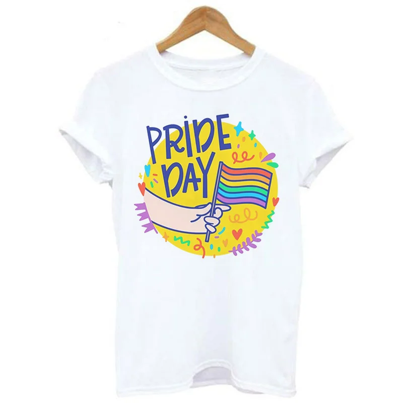 LGBT Aesthetic Women's T-shirt - огляд і ціна Vintage Fashion Vogue