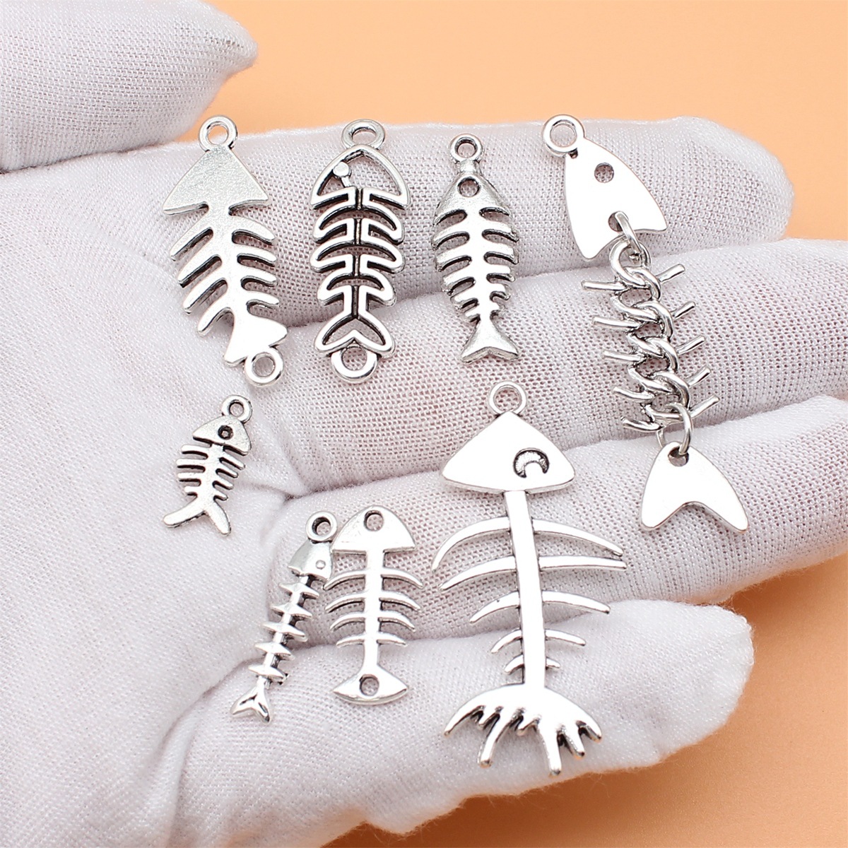 8pcs Antique Silver Color Fish - огляд і ціна Vintage Fashion Collection